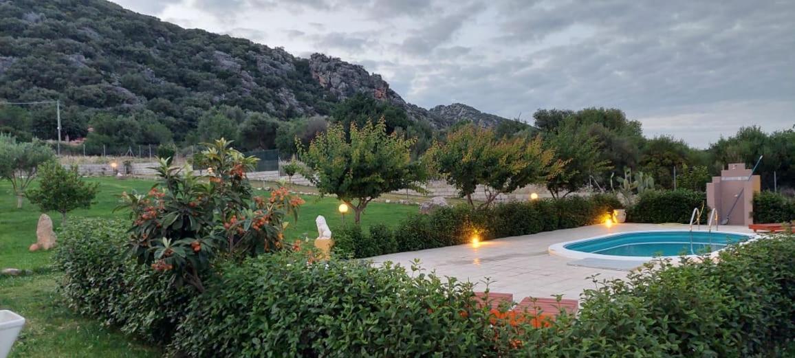 Villa Indipendente con PISCINA USO ESCLUSIVO Siniscola Esterno foto